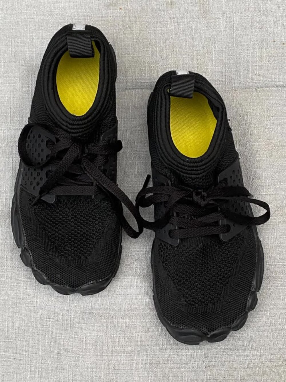Joomra Women's Barefoot Running Shoes Black Mesh Cushioned Minimalist